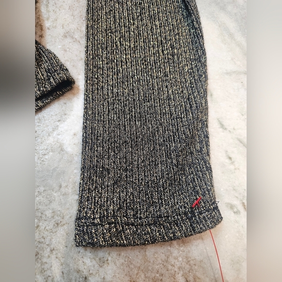 The Edit by Seventeen Metallic Lace-Up Back Crop Top | Size M - Picture 2 of 9